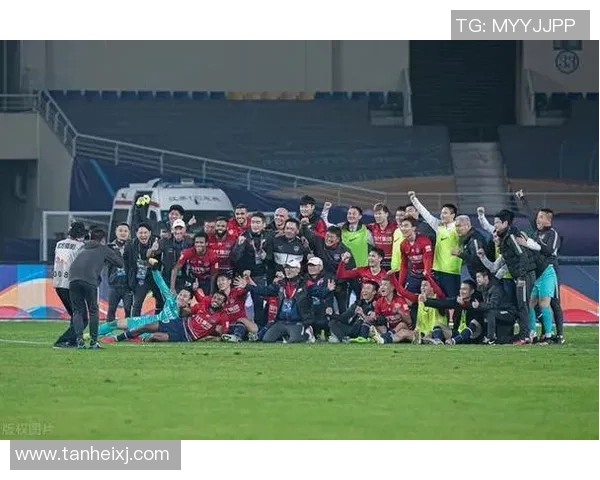 选拔赛点评：重庆足球队的配合表现